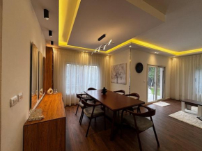 Villa in Rehab, 4 bedroom